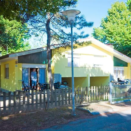 度假居 Homes In 24435 比比翁